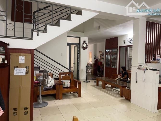 Bán nhà MT Hải Hồ 102m2 - ngang 7m - nhà 3 tầng, gần chợ thuận tiện kinh doanh - giá chỉ n - 1