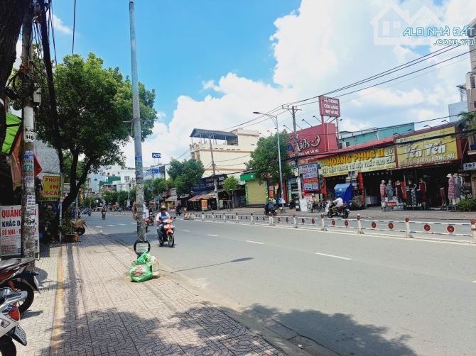 Bán Nhà Mặt tiền Lê Văn Quới, gần Hòa Bình - Phan Anh , DT: 5x18m, 2 Tầng, giá 13.9 tỷ - 1