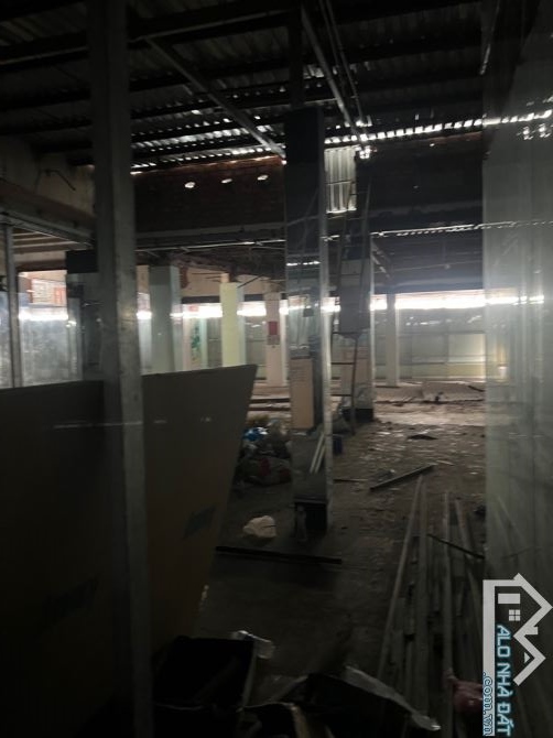 SÁT TUYẾN METRO, TÒA NHÀ MẶT TIỀN CMT8, 280M2 NỘI THẤT CAO CẤP TẶNG, CHỈ 80T - 11