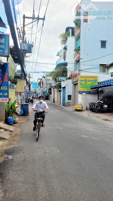 BÁN NHÀ 2 TẦNG MẶT TIỀN ĐƯỜNG VÕ THÀNH TRANG GẦN TRƯỜNG VÕ VĂN TẦN, SÁT BÀU CÁT - PHƯỜNG 1 - 2