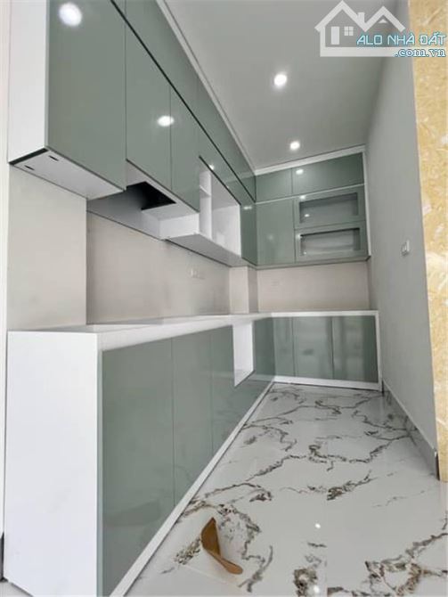 Bán nhà mặt phố gần đường Trường Chinh, Thanh Xuân, Hà Nội. 62m2 xây mới, sổ đỏ chính - 2