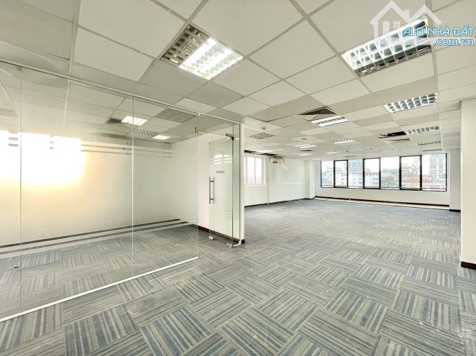 VP 120m2 30 triệu/th tại Nguyễn Du. Sàn thông vuông vắn, lô góc 2 mặt đẹp như hạng B - 3