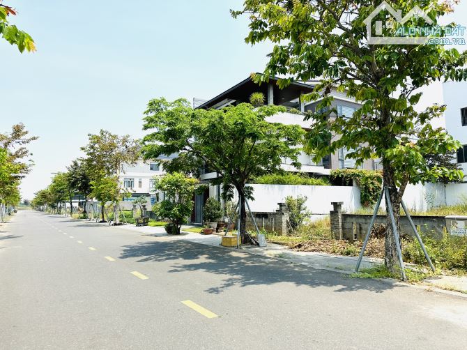 Bán đất biệt thự Euro Village 2 - Đường Giáng Hương 5 - View Công Viên. Giá 63 Triệu/m2 - 3