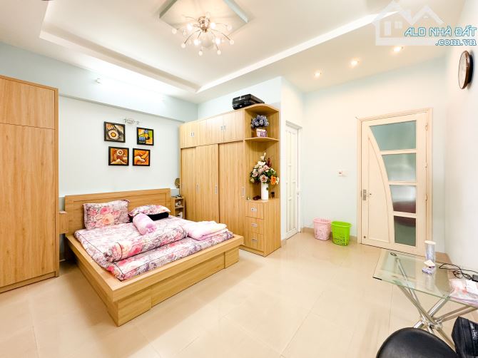 🏩 Bán nhà mới đẹp 3 tầng mt Cao Bá Nhạ, 110m2, 5.9 tỷ tl - 3