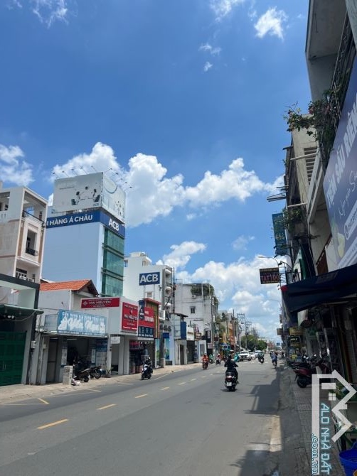 SÁT TUYẾN METRO, TÒA NHÀ MẶT TIỀN CMT8, 280M2 NỘI THẤT CAO CẤP TẶNG, CHỈ 80T - 3