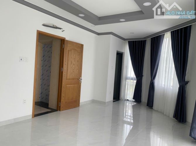 Trung Tâm Bình Thạnh Hẻm 2 xe hơi tránh nhau Nhà 5 lầu thang máy 46m2 HĐT: 23tr 10ty300 TL - 4