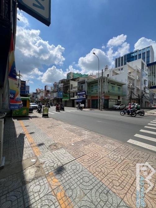 SÁT TUYẾN METRO, TÒA NHÀ MẶT TIỀN CMT8, 280M2 NỘI THẤT CAO CẤP TẶNG, CHỈ 80T - 8