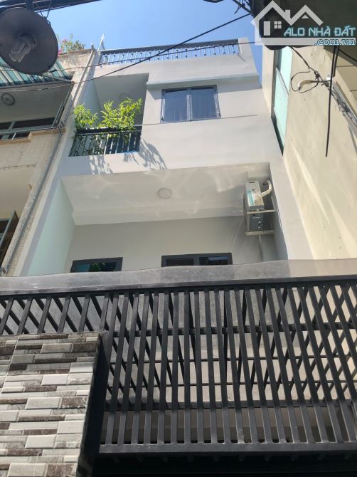 🌇 NHÀ BÁN HẺM QUẬN 10 🌇 - Cách MT chỉ 2 căn nhà