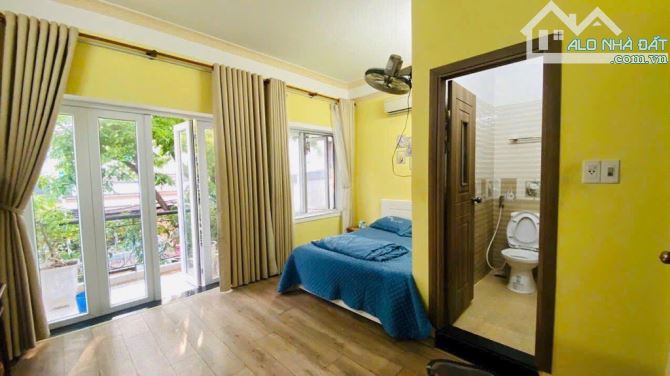 BÁN HOMESTAY 3 TẦNG MT THẠCH LAM - SÁT BÃI TẮM MỸ KHÊ - DIỆN TÍCH 95M2 GIÁ 9,6 TỶ - 1