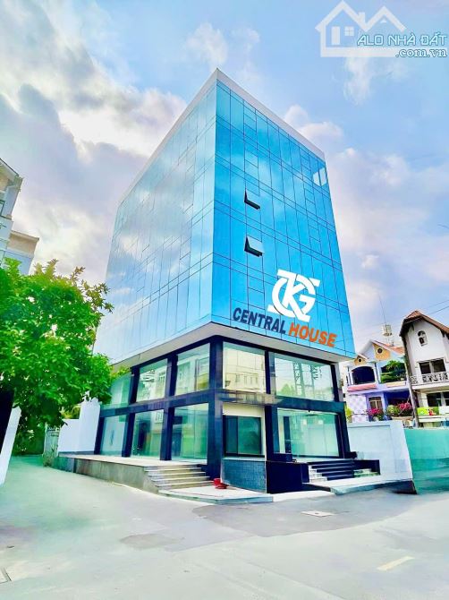 Bán Tòa Building Góc 2 Mặt Tiền Số 11 Nguyễn Huy Tưởng, Quận Bình Thạnh