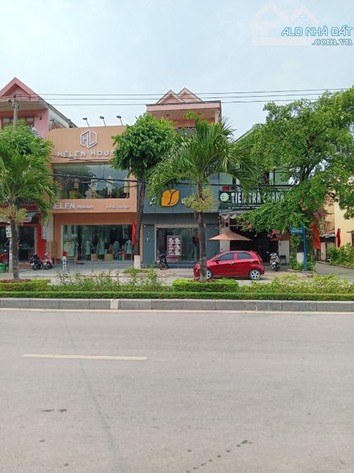 Nhà mặt tiền Trần Hưng Đạo sát ngay bưu điện tỉnh, kinh doanh sầm uất, cho thuê 15tr/tháng - 1