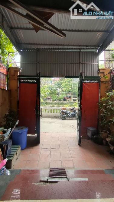 BÁN CĂN NHÀ VIEW ĐẲNG CẤP HỒ TRUNG KÍNH - GARA Ô TÔ - KINH DOANH MỌI LOẠI HÌNH - 1