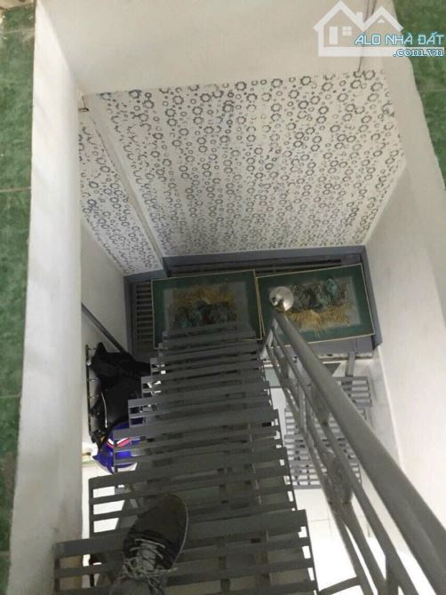 Cho thuê nhà 3 phòng ngủ Trần Phú có máy lạnh 4 triệu - 4