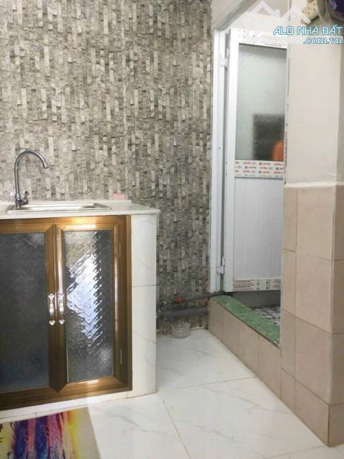 Cho thuê nhà 3 phòng ngủ Trần Phú có máy lạnh 4 triệu - 5