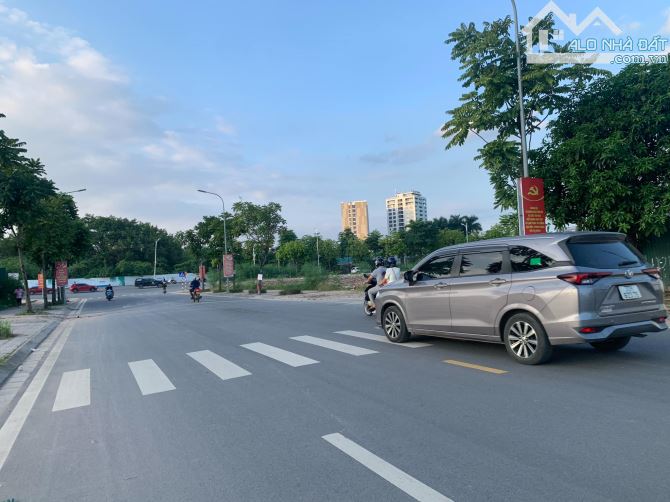 SIÊU PHẨM RẤT HIẾM ĐẤT PHỐ TRẠM 75M-6MT. 14,7 TỶ LÔ GÓC Ô TÔ TRÁNH KINH DOANH BẤT CHẤP