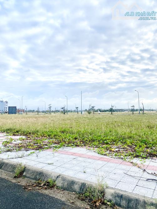 ** HOT: Cắt lỗ 100m2 đất  Phan Châu Trinh 42M GIÁ CHỈ 2,4 TỶ. - 2