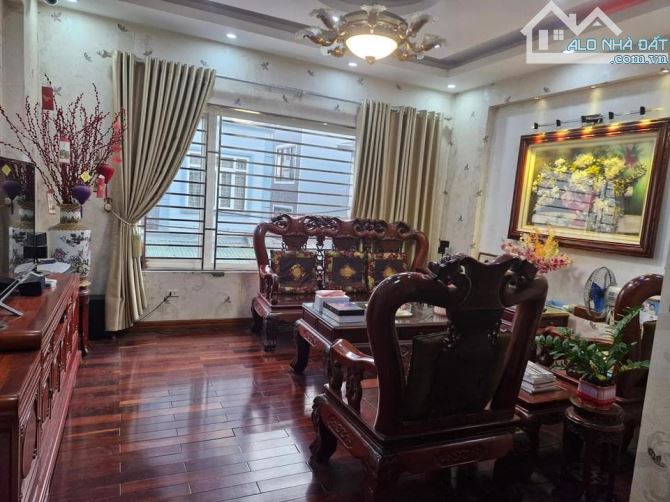 BÁN NHÀ NGÕ 264 NGỌC THỤY 60M-6 TÂNG-5MT.14 TỶ DÂN XÂY CHẮC CHẮN Ở SƯỚNG KINH DOANH TỐT - 3