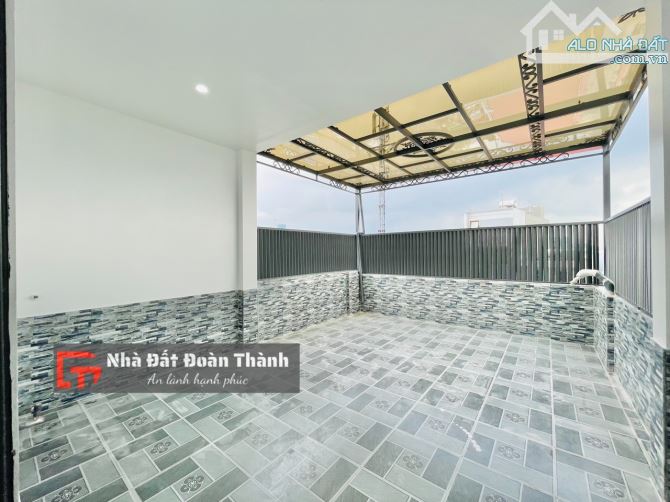 100m2 nhà xây mới độc lập sân cổng 5 tầng thang máy phố Văn Cao - 14