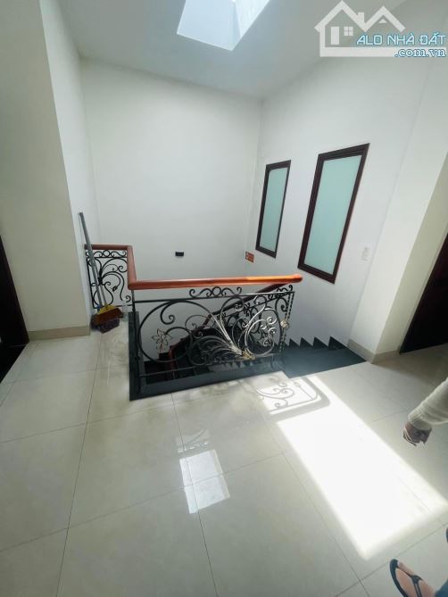 🏠🏠 Bán nhà 3 tầng mặt tiền Tỉnh Lộ 10, khu A Phú Mỹ Thượng full nội thất - 2
