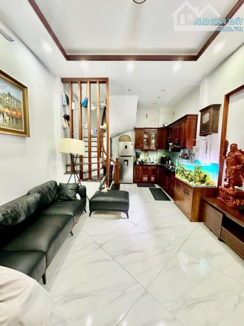 Bán nhà  tầng, mới, đẹp, ô tô qua, Hoà Bình 7, Thông Minh Khai, Hai Bà Trưng. Giá: 17 Tỷ - 1