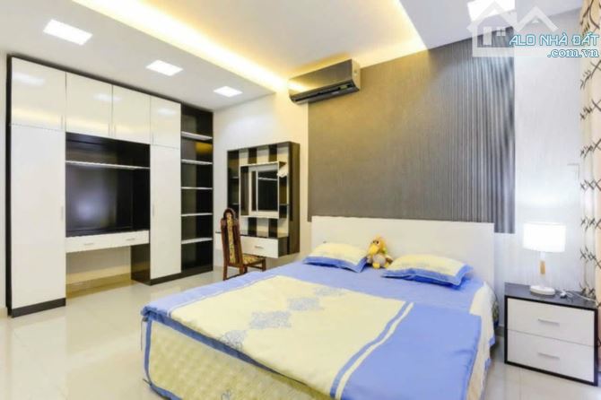 Bán nhà đường Ni Sư Huỳnh liên, 80m2, 5 Tầng, 4m x 20m, chỉ 10 tỷ 6 - 3
