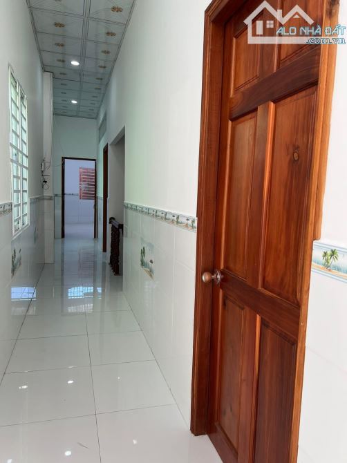 Nhà lầu mới 5x23 mặt tiền Nhật Tảo lộ 12m giá mới 4 tỷ - 4