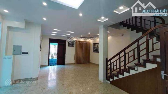 Cho thuê nhà Làng Việt Kiều Mỗ Lao, DT 130m2, 3 tầng. MT 10m, giá 33 triệu. - 8