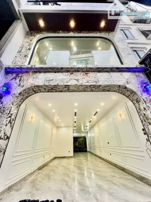 Siêu đẹp, bán nhà mới koong Ngọc Thụy, gần đường Hồng Tiến, 75m2, 6 tầng, thang máy
