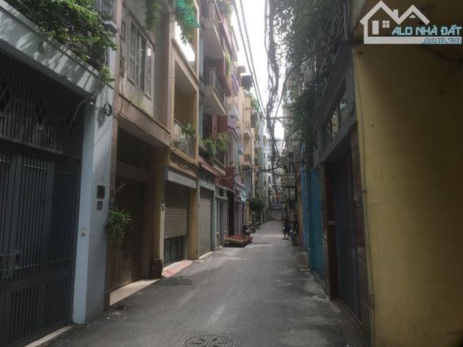 Bán nhà Thái Hà 65m2, 5 tầng, giá 10.5 tỷ kinh doanh, ở luôn.