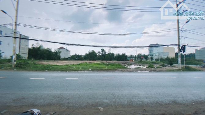 Mặt Tiền Đường Nguyễn XIển  Long Thạnh Mỹ Ngay VIN CITY 800m2 GIá Chỉ 36 TỶ