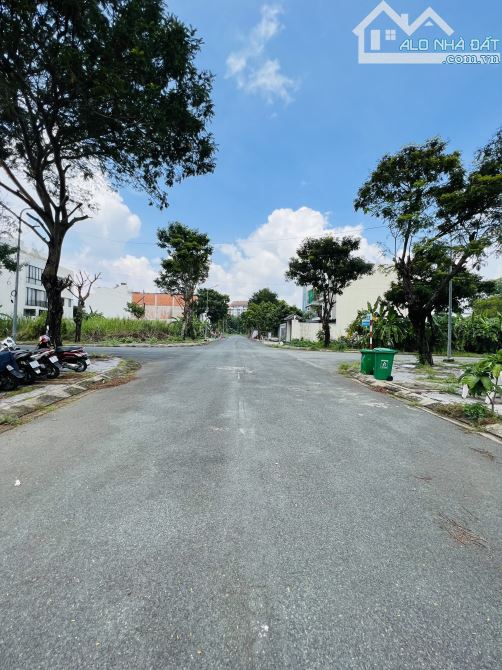 Cần bán lô đất 7x20m = 140 m2 khu dân cư Hưng Phú 2, Phường Phước Long B