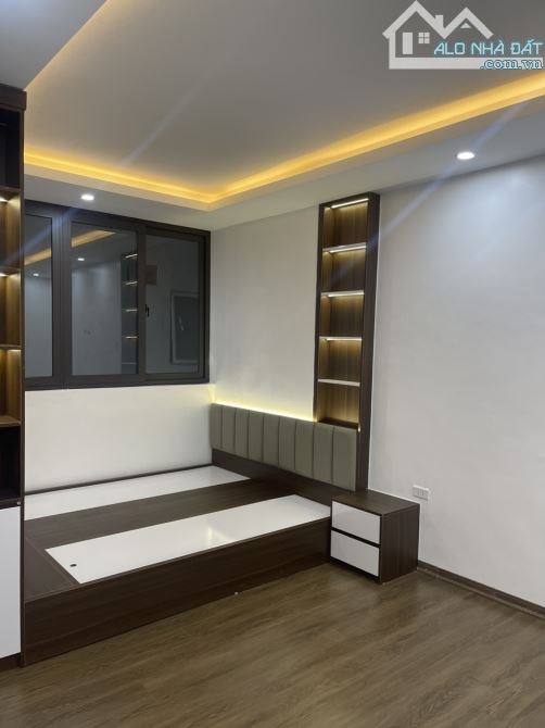 Bán CHCC B3 Nam Trung Yên, Nguyễn Chánh, Cầu Giấy 60m 2PN 3.4 tỷ - 1