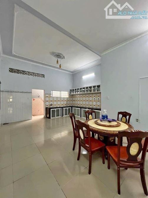 Cho thuê nhà đường Chu Mạnh Trinh, Phường 8, Tp Vũng Tàu  Diện tích: 6*27=162m2  - - 1