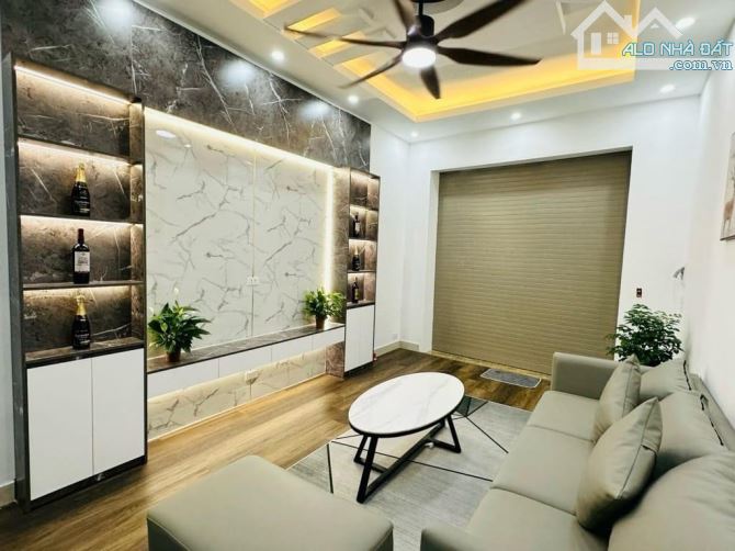 Nhà độc lập 3t x 45m2 sổ đỏ chính chủ đường Đông La 5 phút KĐT Đô Nghĩa Hà Đông, giá 2,65T - 1