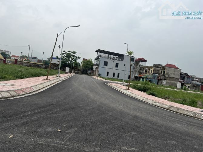 Bán lô đất tổ 6 trung tâm thị trấn An Dương giá chỉ từ  2,15  tỷ - 1