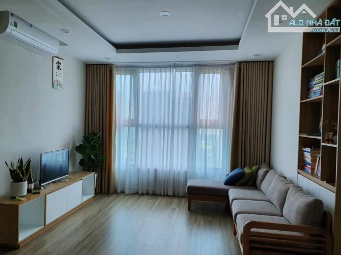 CHUNG CƯ CAO CẤP CIPUTRA-100M2-NGẮM TRỌN VIEW SÔNG HỒNG-ĐẸP NHƯ TRANH - 1