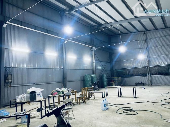 Cho thuê kho 400m2 xây mới sẵn VP + ray cẩu trục - 2