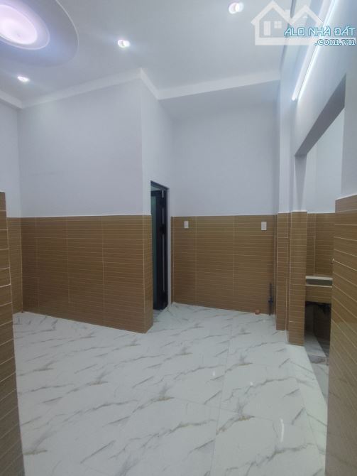 Nhà mới xây nở hậu Nguyễn Văn Luông 45 m2, 2 tầng BTCT góc thoáng - 4