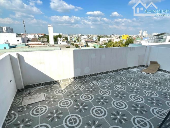 Bán Biệt Thự.130m2(6*22) Mặt Tiền View công viên 3 bước ra Aeon Tên Lửa .Binh Tân.chỉ:nhỉn - 3