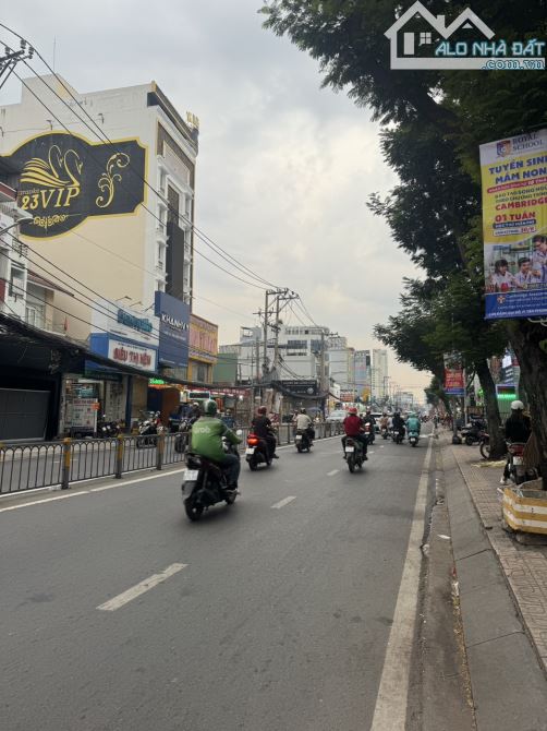 Nhà Nguyễn Thị Thập ( sổ hồng 17x45m ) 686m2 xây dựng Building - 3