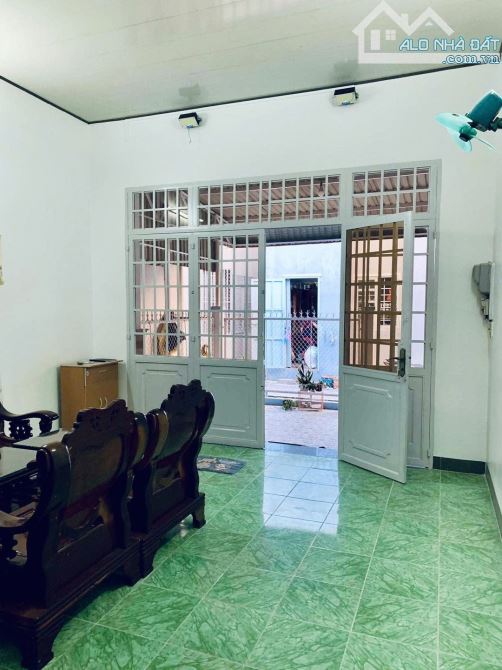 Bán gấp căn nhà cấp 4 ngay đường Lê Thị Lơ, Tân Hiệp, Hóc Môn. Giá 640 triệu, SHR - 3