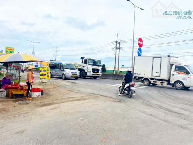 Bán lô đất thổ cư gần KCN và nhà máy CoCa CoLa huyện Bến Lức - 4