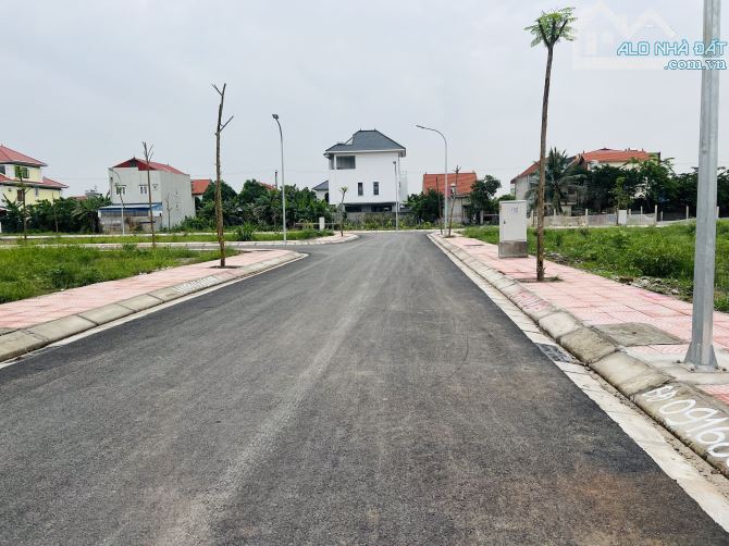 Bán lô đất tổ 6 trung tâm thị trấn An Dương giá chỉ từ  2,15  tỷ - 4