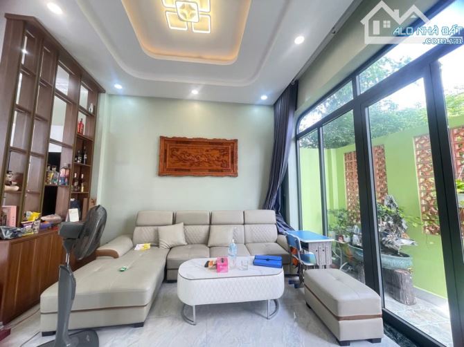 Nhà kề chợ BÀ Điểm, Phan Văn Hớn, Hocmon, 6x18m, 3 tầng - 4