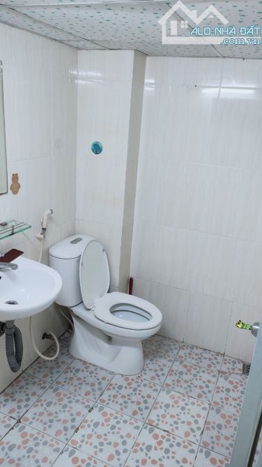 bán nhà tân phú.P SƠN KỲ-Q TÂN PHÚ -HẺM Ô TÔ-DT 46M2-3PN.GIÁ CHỈ 4,2 TỶ - 5