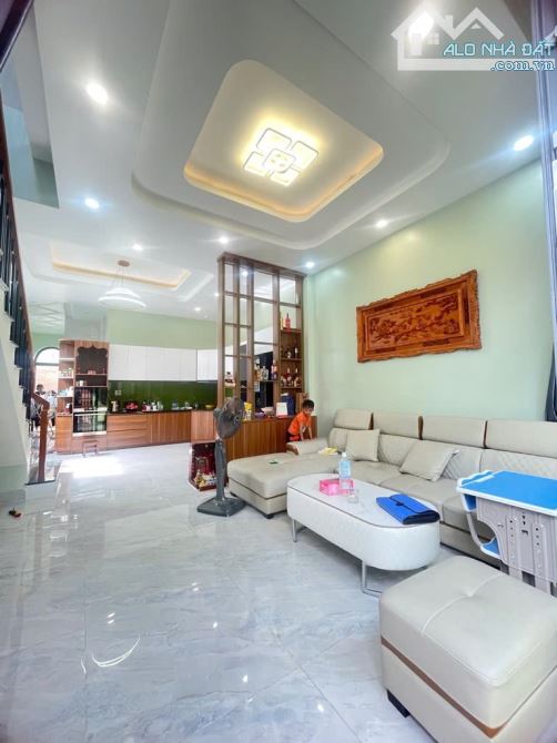 Nhà kề chợ BÀ Điểm, Phan Văn Hớn, Hocmon, 6x18m, 3 tầng, Nhỉnh 5 tỷ - 5