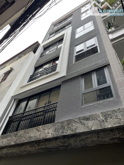 Tứ Liên: Duy nhất 1 căn nhà mới 6T thang máy, vuông đẹp, matiz đến cửa  - 12.2 tỷ.