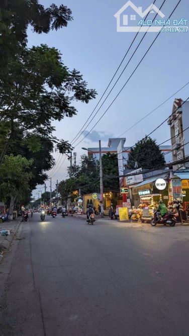 Bán nhà mặt tiền đường số 8 Linh Xuân,Thủ Đức.11,5 tỷ/130m2