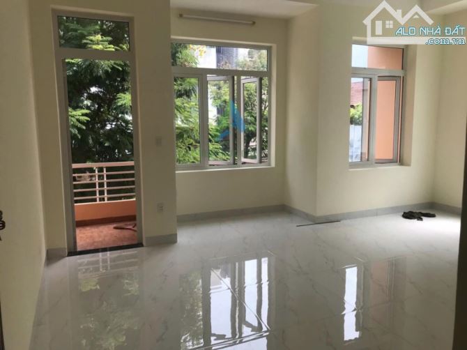 CHO THUÊ NHÀ NGUYÊN CĂN MẶT TIỀN 3 TẦNG  NGUYỄN DUY HIỆU - 160 M² - 6 PN - GIÁ 25 TRIỆU