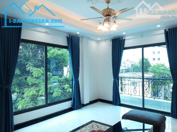 Nhà ĐẸP LONG LANH, 70m2 x 7 TẦNG THANG MÁY, VỈA HÈ, VIEW VƯỜN HOA, KINH DOANH ĐỈNH - 1